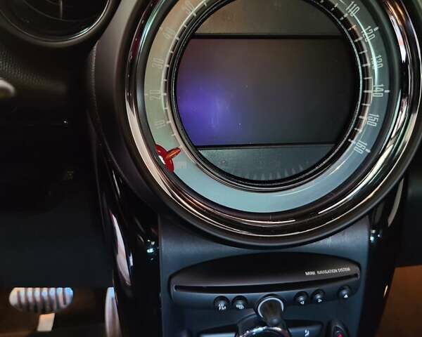 Черный Мини Кантримен, объемом двигателя 1.6 л и пробегом 107 тыс. км за 16000 $, фото 27 на Automoto.ua