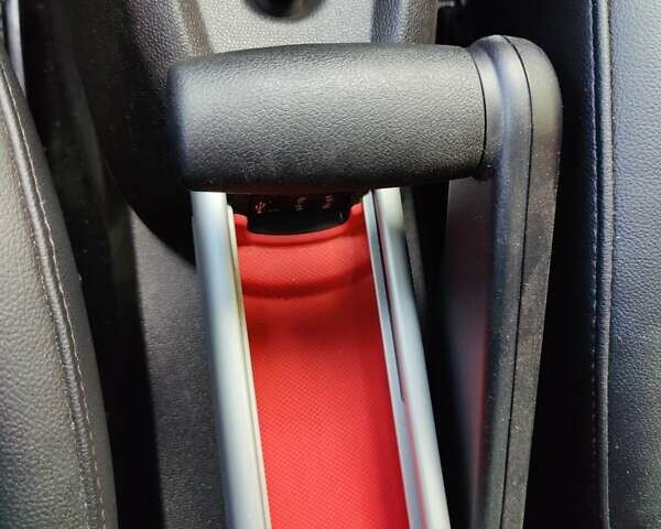 Черный Мини Кантримен, объемом двигателя 1.6 л и пробегом 107 тыс. км за 16000 $, фото 11 на Automoto.ua