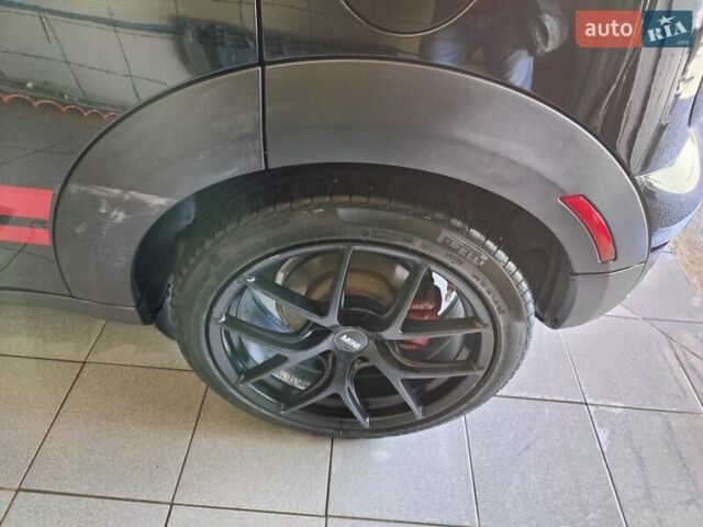 Черный Мини Кантримен, объемом двигателя 1.6 л и пробегом 107 тыс. км за 16000 $, фото 19 на Automoto.ua