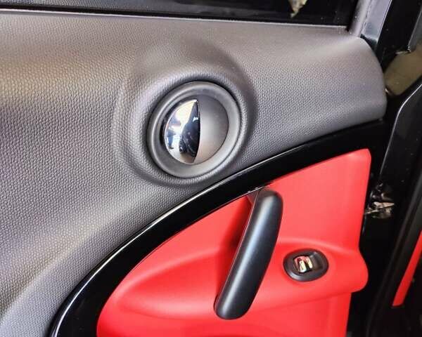 Черный Мини Кантримен, объемом двигателя 1.6 л и пробегом 107 тыс. км за 16000 $, фото 29 на Automoto.ua