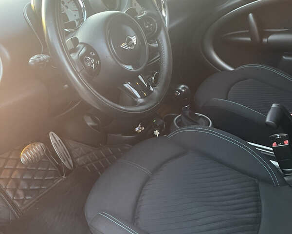 Чорний Міні Кантрімен, об'ємом двигуна 2 л та пробігом 273 тис. км за 11200 $, фото 15 на Automoto.ua