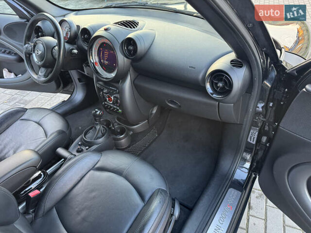 Чорний Міні Кантрімен, об'ємом двигуна 1.6 л та пробігом 183 тис. км за 9900 $, фото 22 на Automoto.ua