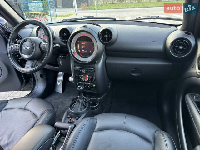 Чорний Міні Кантрімен, об'ємом двигуна 1.6 л та пробігом 183 тис. км за 9900 $, фото 19 на Automoto.ua