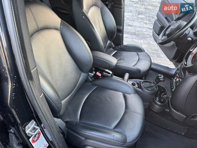 Чорний Міні Кантрімен, об'ємом двигуна 1.6 л та пробігом 183 тис. км за 9900 $, фото 21 на Automoto.ua