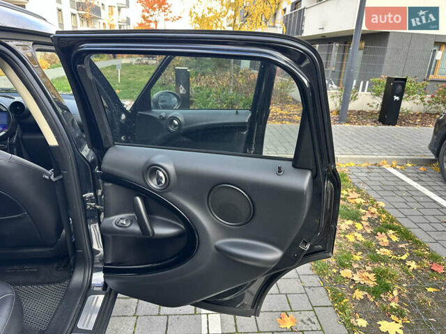 Чорний Міні Кантрімен, об'ємом двигуна 1.6 л та пробігом 194 тис. км за 11000 $, фото 5 на Automoto.ua