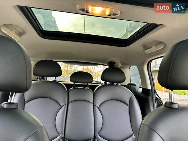 Чорний Міні Кантрімен, об'ємом двигуна 1.6 л та пробігом 194 тис. км за 11000 $, фото 16 на Automoto.ua