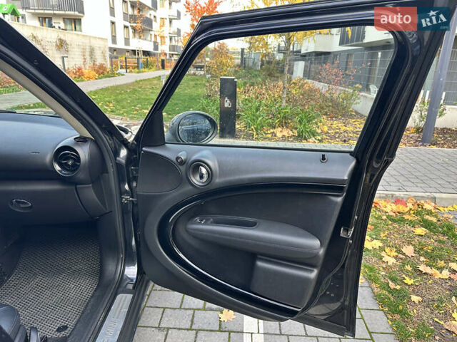 Чорний Міні Кантрімен, об'ємом двигуна 1.6 л та пробігом 194 тис. км за 11000 $, фото 25 на Automoto.ua