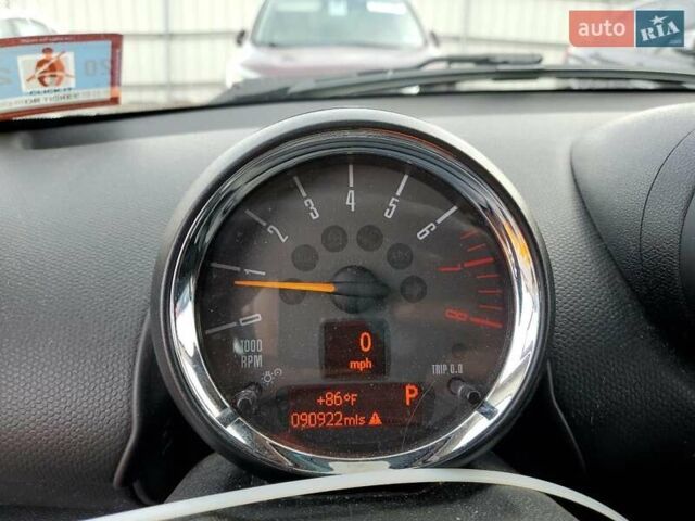 Черный Мини Кантримен, объемом двигателя 1.6 л и пробегом 146 тыс. км за 1100 $, фото 8 на Automoto.ua