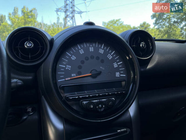 Чорний Міні Кантрімен, об'ємом двигуна 1.6 л та пробігом 135 тис. км за 12700 $, фото 25 на Automoto.ua