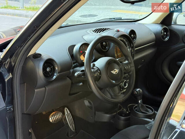 Чорний Міні Кантрімен, об'ємом двигуна 2 л та пробігом 192 тис. км за 15999 $, фото 7 на Automoto.ua