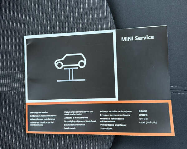 Чорний Міні Кантрімен, об'ємом двигуна 2 л та пробігом 192 тис. км за 15999 $, фото 30 на Automoto.ua