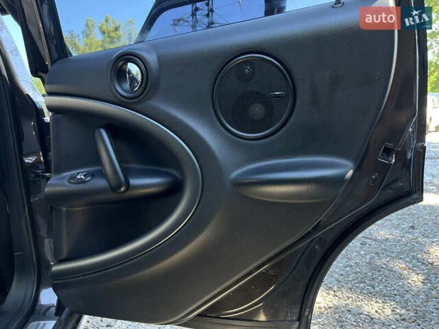 Чорний Міні Кантрімен, об'ємом двигуна 1.6 л та пробігом 135 тис. км за 12700 $, фото 17 на Automoto.ua