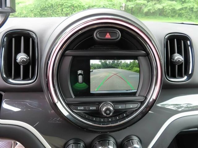 Чорний Міні Кантрімен, об'ємом двигуна 2 л та пробігом 44 тис. км за 11200 $, фото 11 на Automoto.ua