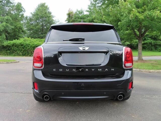 Чорний Міні Кантрімен, об'ємом двигуна 2 л та пробігом 44 тис. км за 11200 $, фото 5 на Automoto.ua