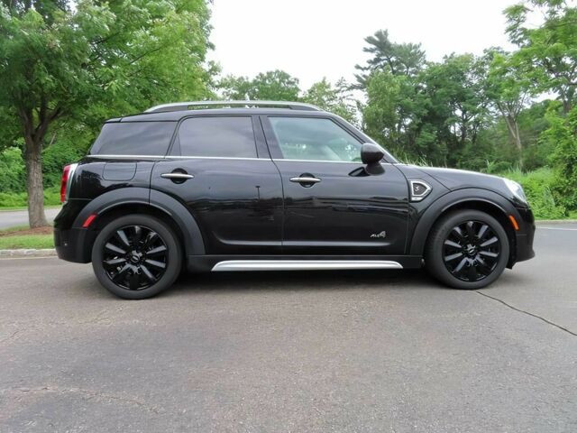 Чорний Міні Кантрімен, об'ємом двигуна 2 л та пробігом 44 тис. км за 11200 $, фото 7 на Automoto.ua