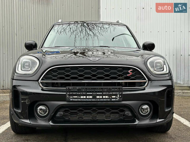 Черный Мини Кантримен, объемом двигателя 2 л и пробегом 73 тыс. км за 24800 $, фото 3 на Automoto.ua