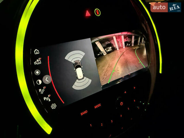 Черный Мини Кантримен, объемом двигателя 2 л и пробегом 73 тыс. км за 23999 $, фото 52 на Automoto.ua