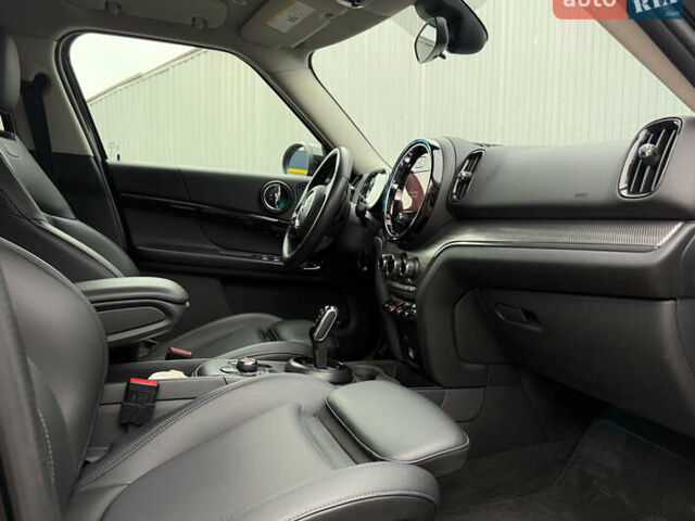 Черный Мини Кантримен, объемом двигателя 2 л и пробегом 73 тыс. км за 24800 $, фото 25 на Automoto.ua