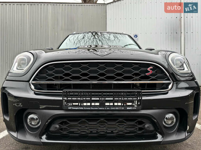 Черный Мини Кантримен, объемом двигателя 2 л и пробегом 73 тыс. км за 24800 $, фото 4 на Automoto.ua