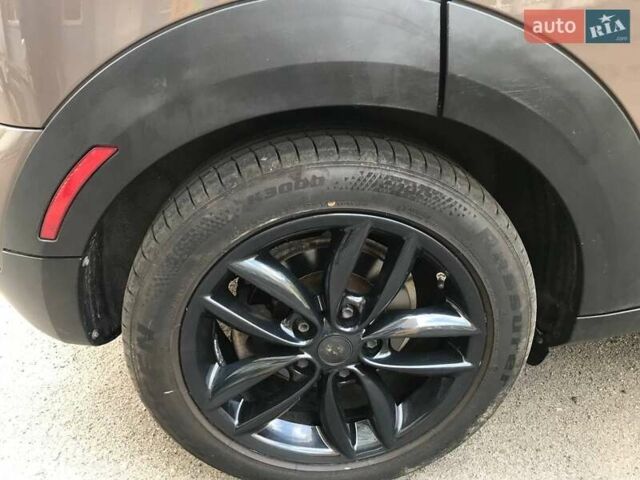 Коричневий Міні Кантрімен, об'ємом двигуна 1.6 л та пробігом 153 тис. км за 10300 $, фото 4 на Automoto.ua