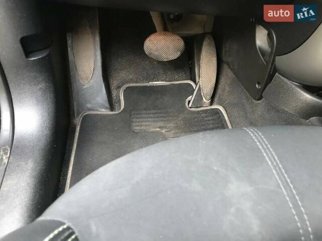 Коричневий Міні Кантрімен, об'ємом двигуна 1.6 л та пробігом 153 тис. км за 10300 $, фото 28 на Automoto.ua