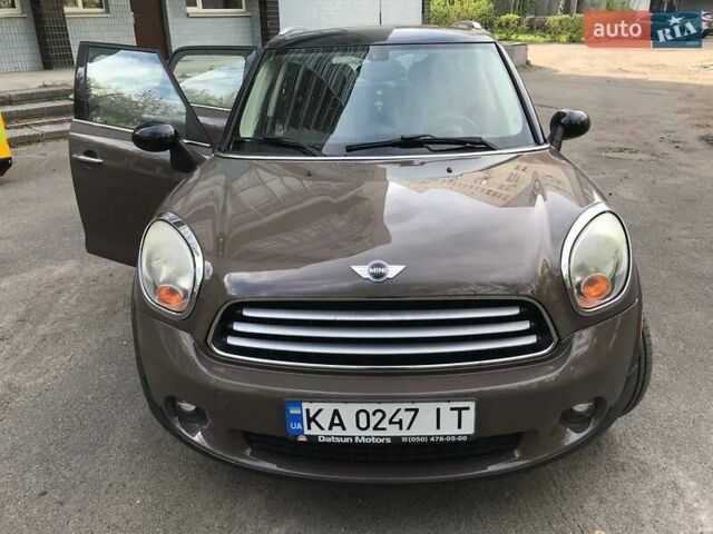 Коричневий Міні Кантрімен, об'ємом двигуна 1.6 л та пробігом 153 тис. км за 10300 $, фото 9 на Automoto.ua