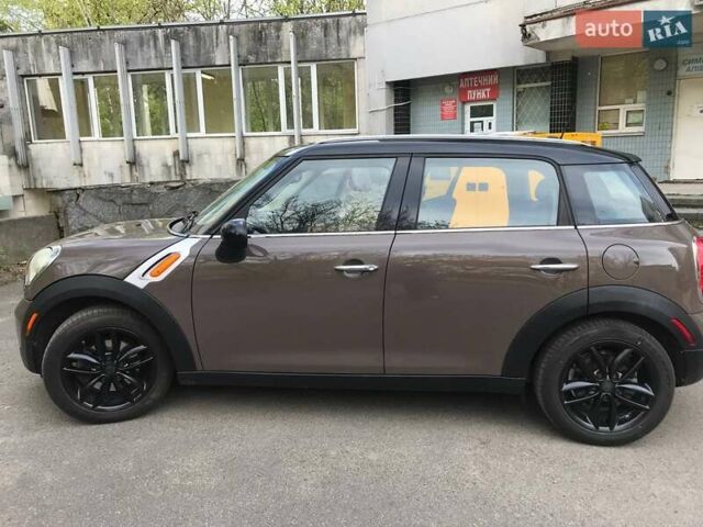 Коричневий Міні Кантрімен, об'ємом двигуна 1.6 л та пробігом 153 тис. км за 10300 $, фото 7 на Automoto.ua