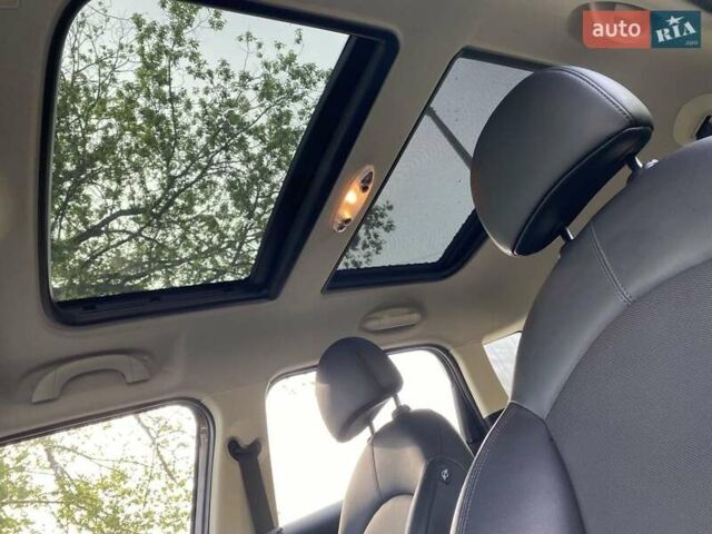 Коричневый Мини Кантримен, объемом двигателя 1.6 л и пробегом 92 тыс. км за 13500 $, фото 22 на Automoto.ua