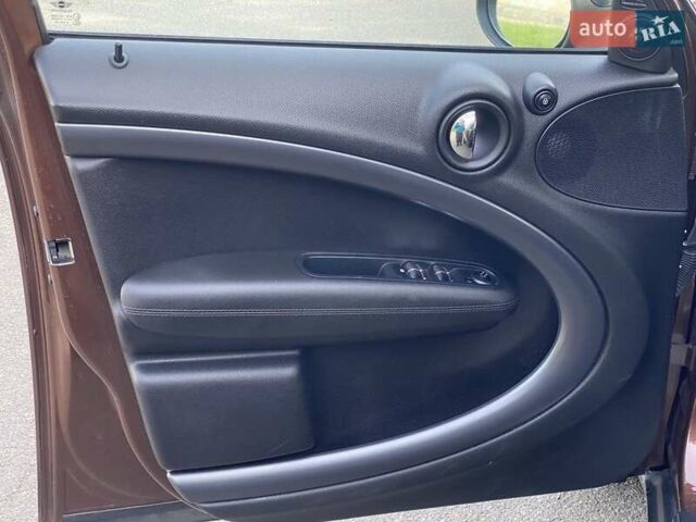 Коричневый Мини Кантримен, объемом двигателя 1.6 л и пробегом 92 тыс. км за 13500 $, фото 8 на Automoto.ua