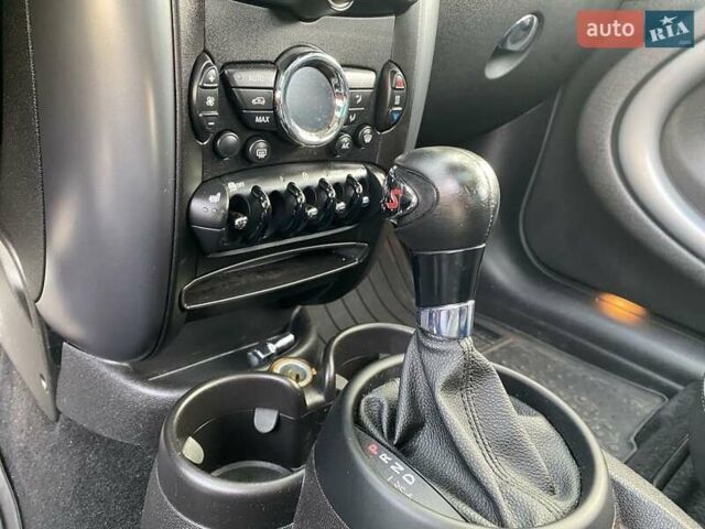 Коричневый Мини Кантримен, объемом двигателя 1.6 л и пробегом 92 тыс. км за 13500 $, фото 19 на Automoto.ua