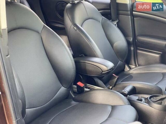 Коричневый Мини Кантримен, объемом двигателя 1.6 л и пробегом 92 тыс. км за 13500 $, фото 16 на Automoto.ua