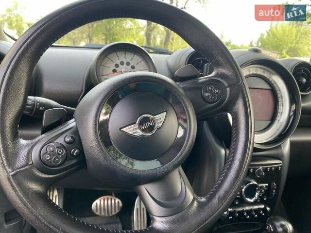 Коричневый Мини Кантримен, объемом двигателя 1.6 л и пробегом 92 тыс. км за 13500 $, фото 17 на Automoto.ua