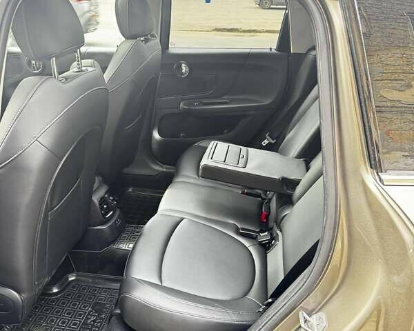 Коричневый Мини Кантримен, объемом двигателя 0 л и пробегом 115 тыс. км за 18700 $, фото 6 на Automoto.ua