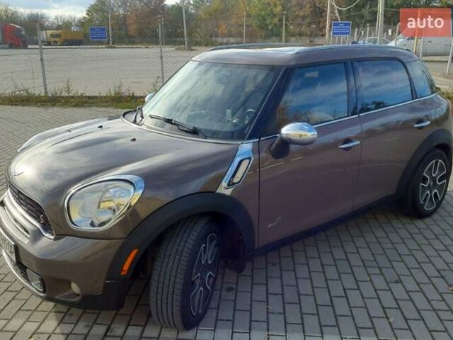 Мини Кантримен 2010 в Львове на Automoto.ua Коричневый Мини Кантримен, объемом двигателя 1.6 л и пробегом 231 тыс. км за 10200 $, фото 2 на Automoto.ua