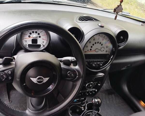 Коричневий Міні Кантрімен, об'ємом двигуна 1.6 л та пробігом 215 тис. км за 10500 $, фото 46 на Automoto.ua