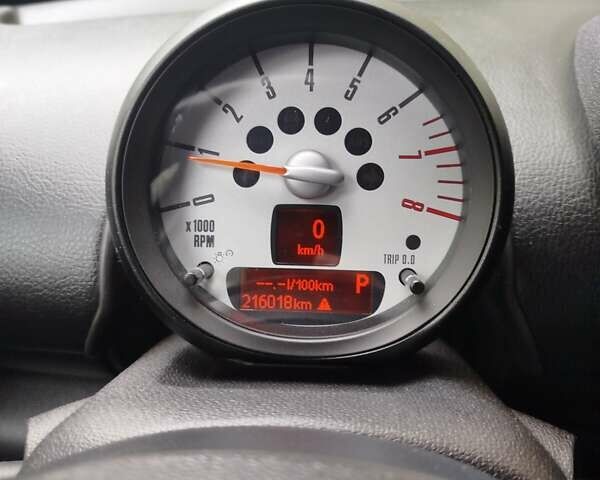Коричневий Міні Кантрімен, об'ємом двигуна 1.6 л та пробігом 215 тис. км за 10500 $, фото 45 на Automoto.ua