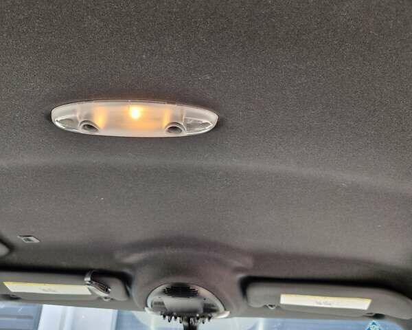 Коричневий Міні Кантрімен, об'ємом двигуна 1.6 л та пробігом 212 тис. км за 8750 $, фото 7 на Automoto.ua