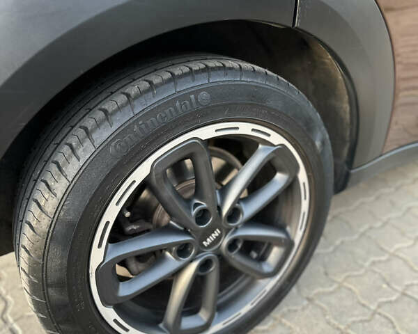 Коричневый Мини Кантримен, объемом двигателя 2 л и пробегом 35 тыс. км за 16200 $, фото 17 на Automoto.ua