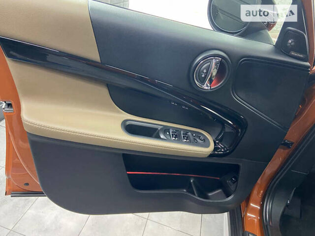 Коричневый Мини Кантримен, объемом двигателя 1.5 л и пробегом 87 тыс. км за 17400 $, фото 25 на Automoto.ua