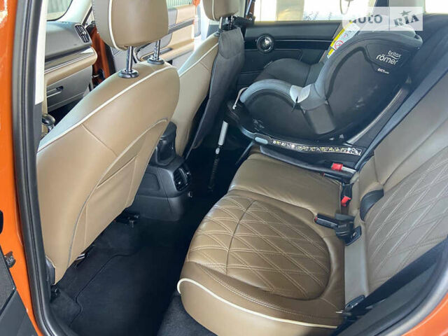 Коричневый Мини Кантримен, объемом двигателя 1.5 л и пробегом 87 тыс. км за 17400 $, фото 18 на Automoto.ua