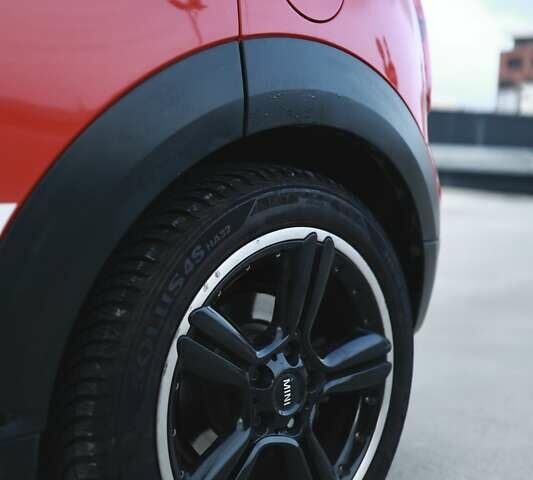 Червоний Міні Кантрімен, об'ємом двигуна 1.6 л та пробігом 173 тис. км за 8500 $, фото 4 на Automoto.ua
