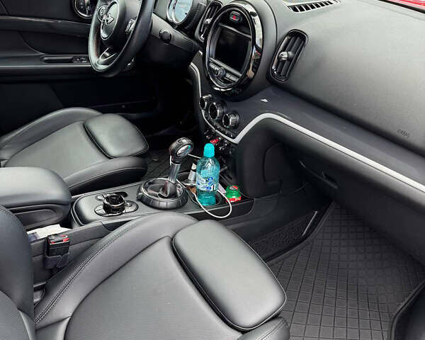 Червоний Міні Кантрімен, об'ємом двигуна 2 л та пробігом 41 тис. км за 22500 $, фото 12 на Automoto.ua