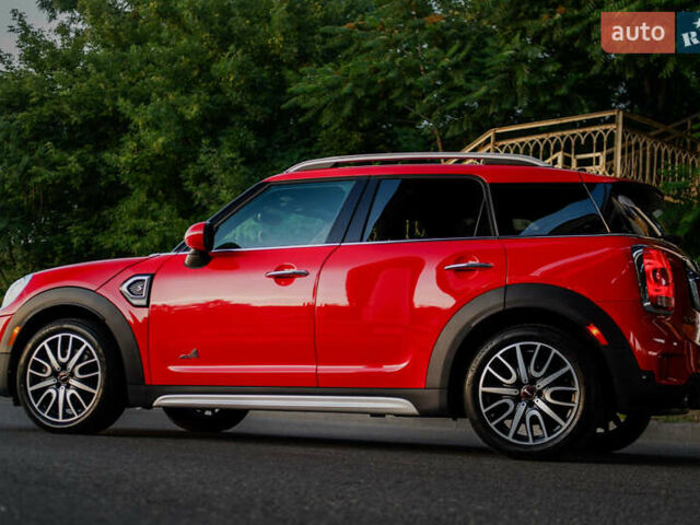 Мини Кантримен 2017 в Одессе на Automoto.ua Красный Мини Кантримен, объемом двигателя 2 л и пробегом 138 тыс. км за 20300 $, фото 2 на Automoto.ua