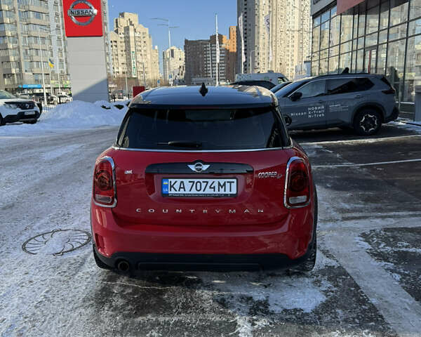 Красный Мини Кантримен, объемом двигателя 2 л и пробегом 82 тыс. км за 22500 $, фото 6 на Automoto.ua