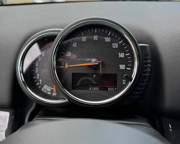 Червоний Міні Кантрімен, об'ємом двигуна 2 л та пробігом 41 тис. км за 22500 $, фото 13 на Automoto.ua