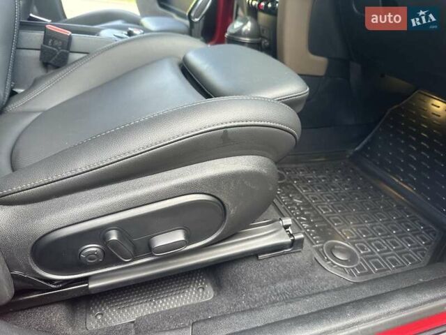 Красный Мини Кантримен, объемом двигателя 2 л и пробегом 83 тыс. км за 22950 $, фото 27 на Automoto.ua