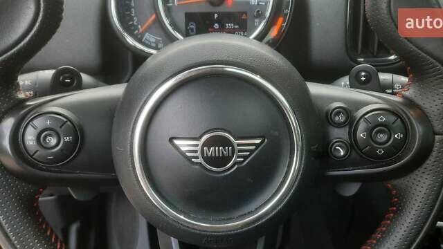 Красный Мини Кантримен, объемом двигателя 2 л и пробегом 44 тыс. км за 16950 $, фото 28 на Automoto.ua
