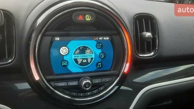 Красный Мини Кантримен, объемом двигателя 2 л и пробегом 44 тыс. км за 16950 $, фото 31 на Automoto.ua