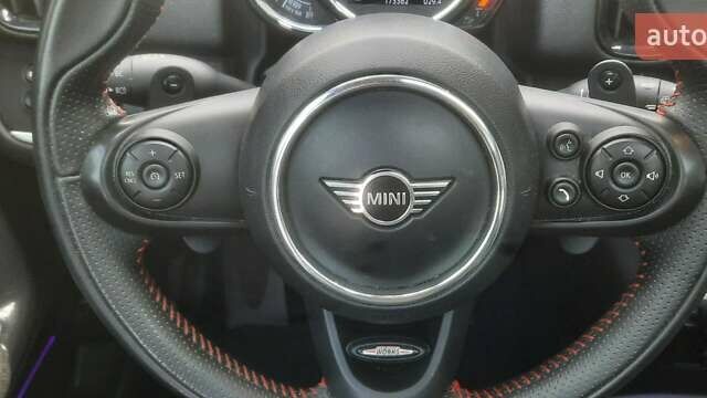 Красный Мини Кантримен, объемом двигателя 2 л и пробегом 44 тыс. км за 16950 $, фото 27 на Automoto.ua