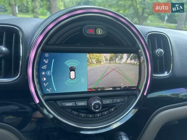 Красный Мини Кантримен, объемом двигателя 2 л и пробегом 83 тыс. км за 22950 $, фото 62 на Automoto.ua